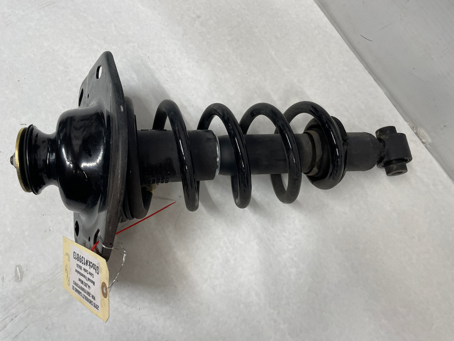 2015 Chevy Camaro SS RH Passenger Rear Suspension Shock Strut Absorber OEM - Day's Parts Yard