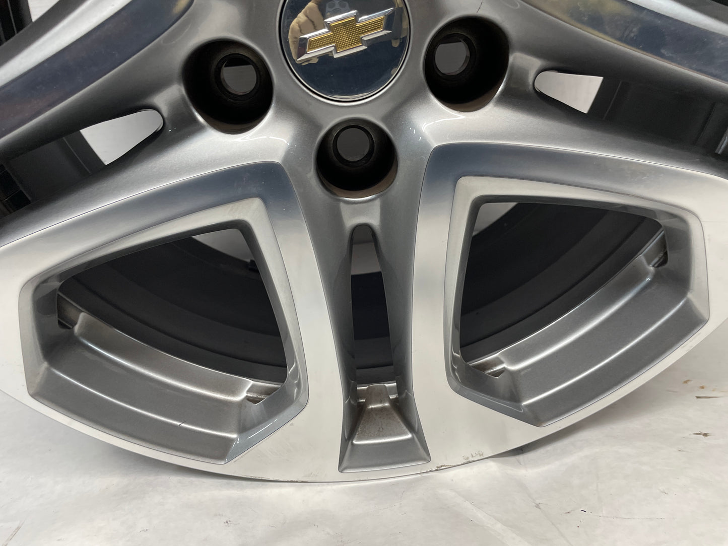 2017 Chevy SS Sedan Factory OEM Rear Wheel 19x9 OEM