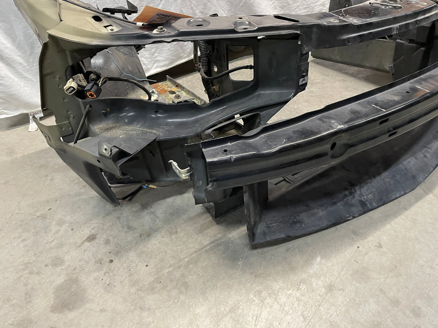 2004 Pontiac GTO Radiator Core Support Bracket OEM - Day's Parts Yard