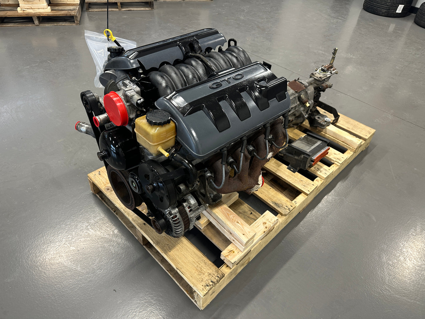 5.7L LS1 Engine T56 Manual Transmission Drivetrain Pullout 350HP - Day's Parts Yard