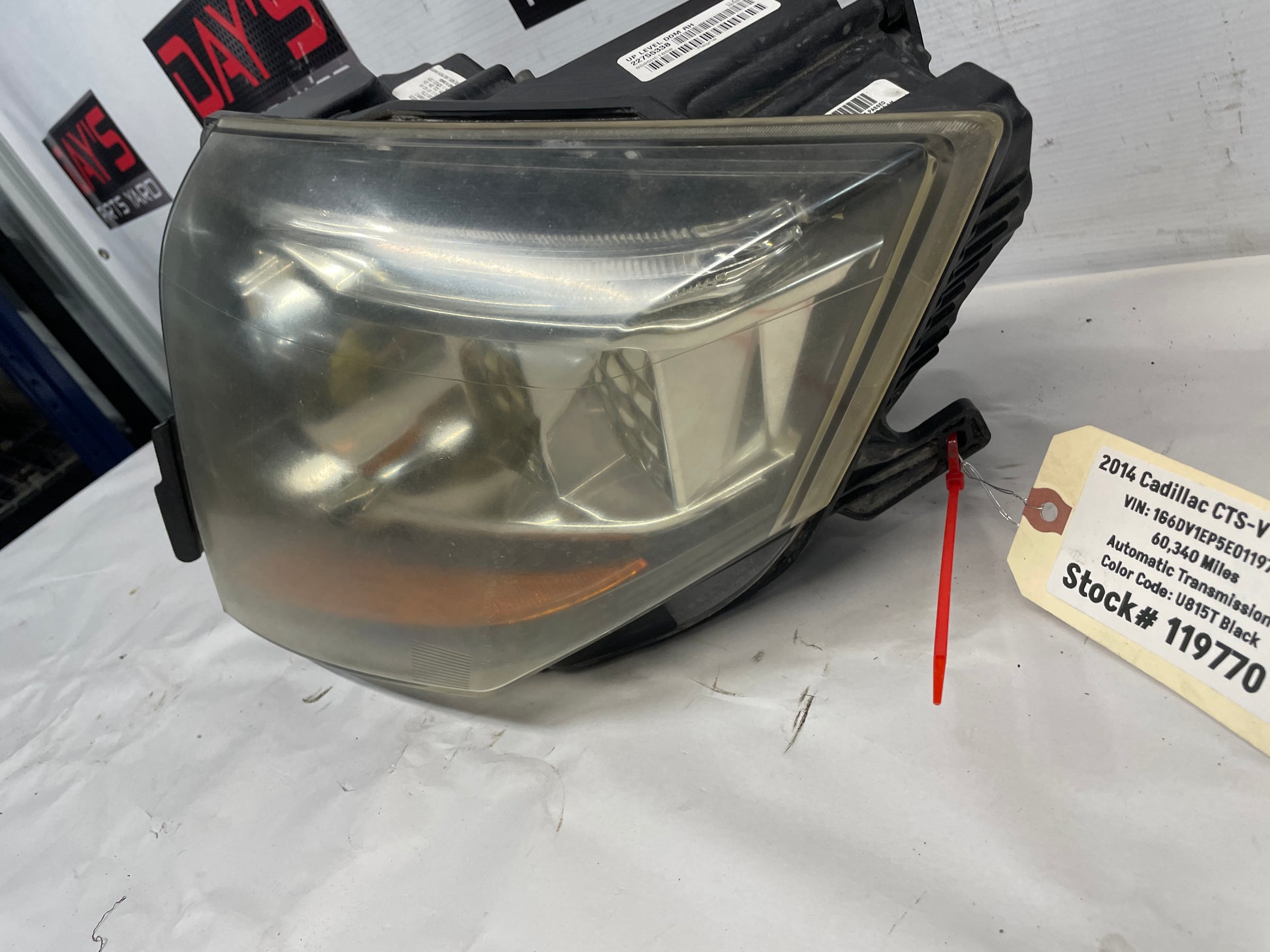 2014 Cadillac CTS-V Coupe RH Passenger HID Xenon Head Light Headlight Lamp OEM - Day's Parts Yard
