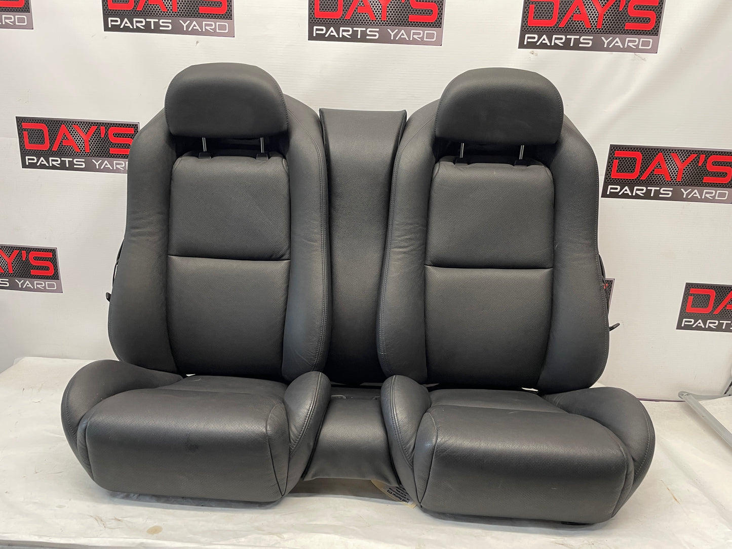 2005 Pontiac GTO Seats Fronts and Rears Black Leather OEM