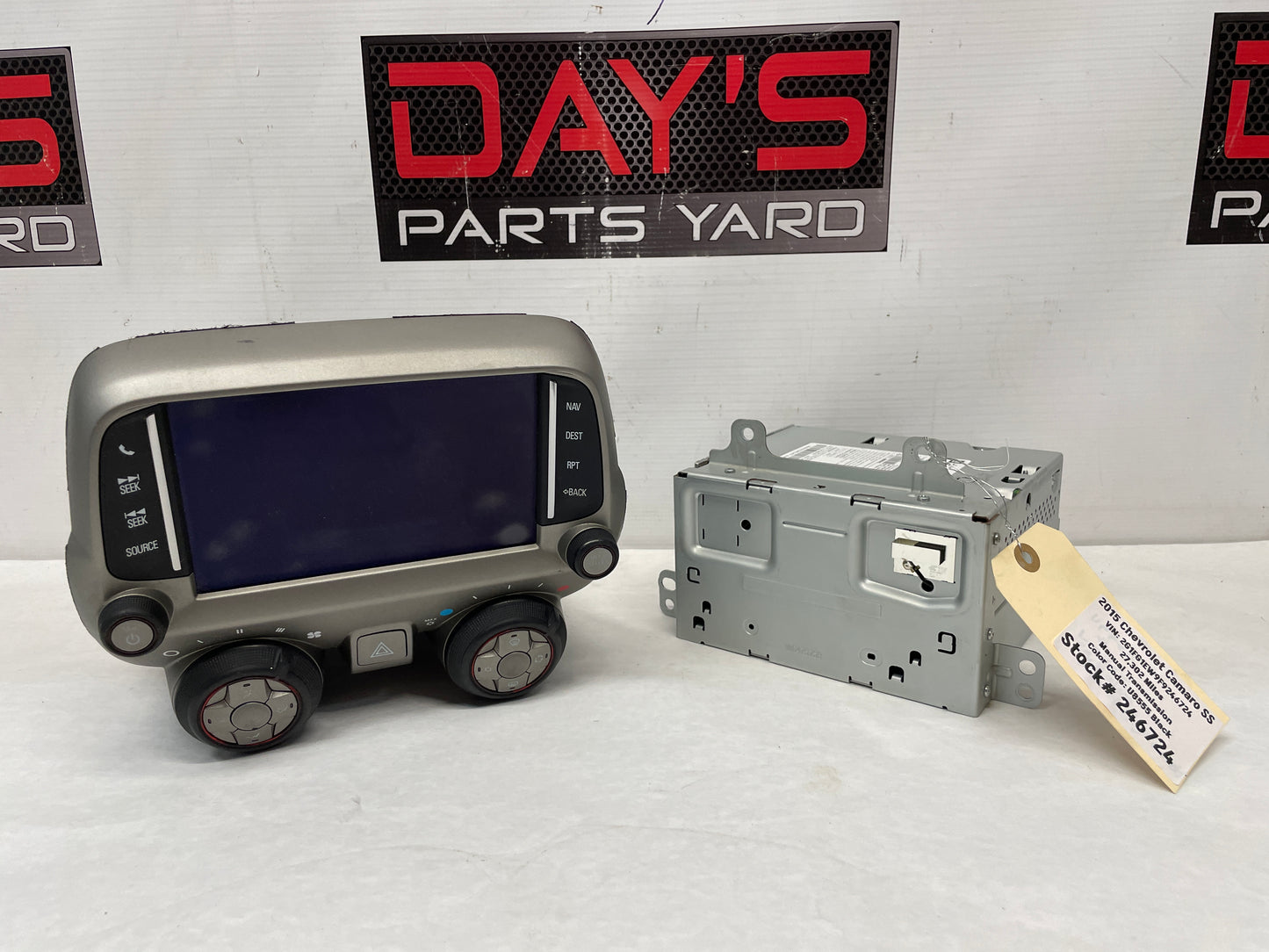 2015 Chevy Camaro SS MyLink Touch Screen Radio Head Display w/ Receiver OEM