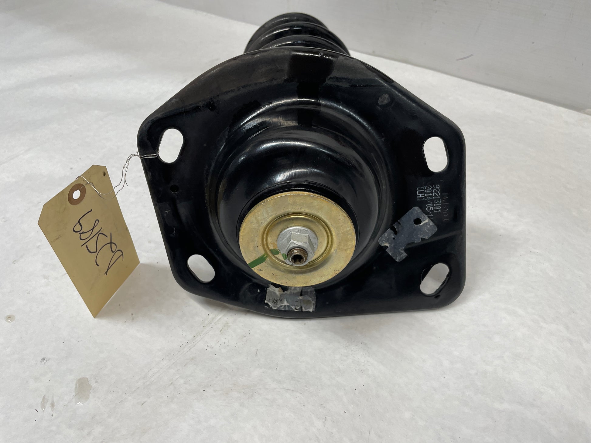 2015 Chevy Camaro SS LH Driver Rear Suspension Shock Strut Absorber OEM - Day's Parts Yard