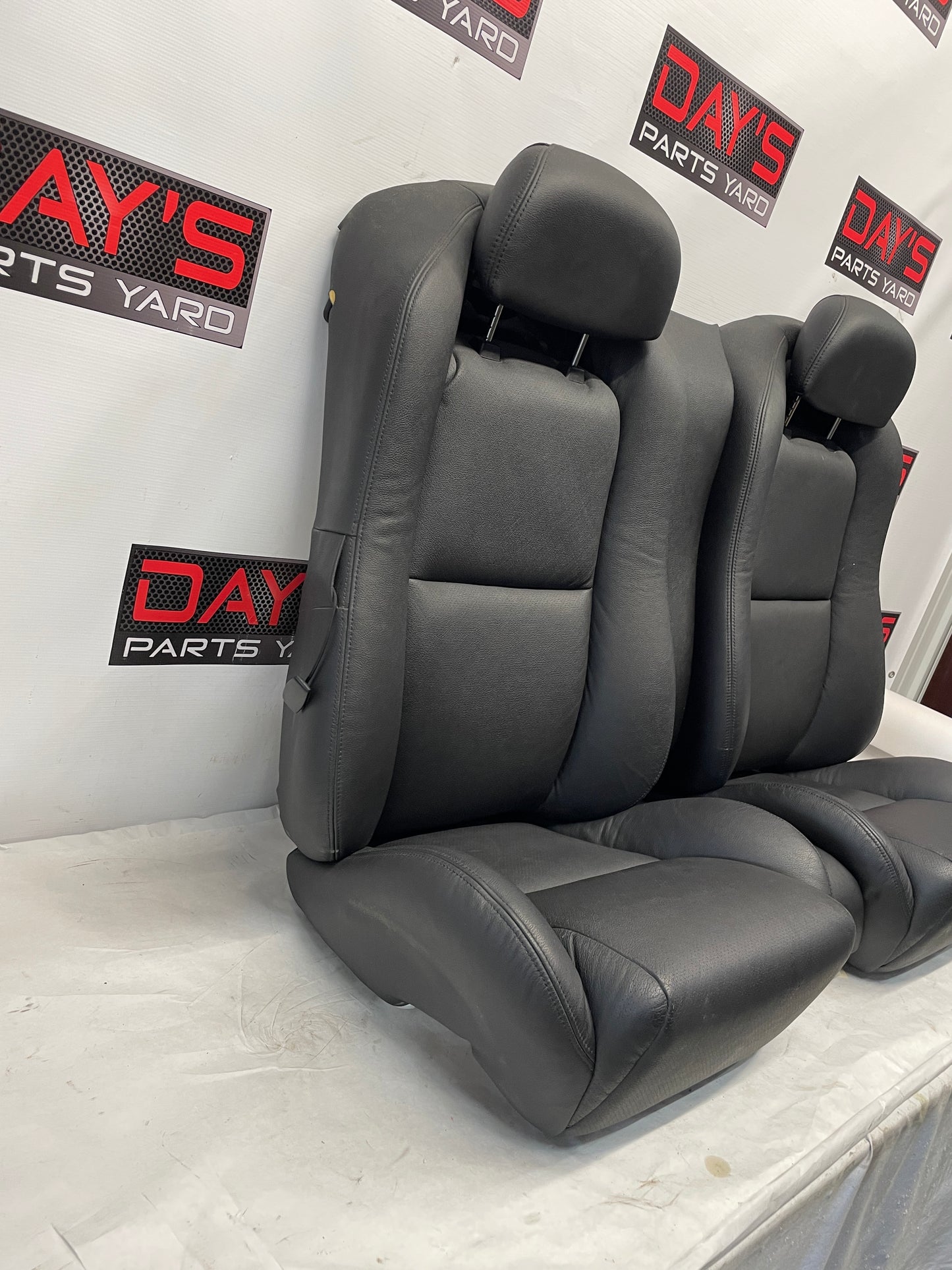 2005 Pontiac GTO Seats Fronts and Rears Black Leather OEM