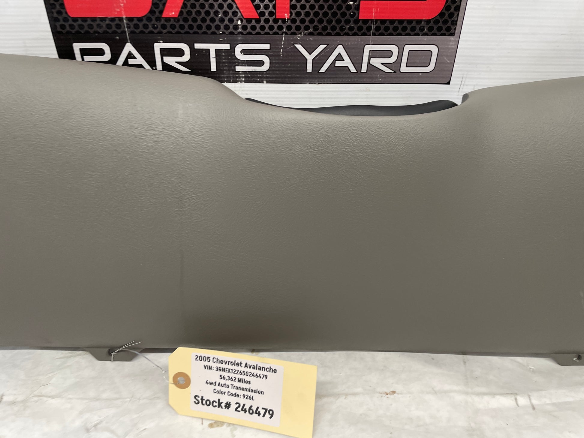 2005 Chevy Avalanche LH Driver Lower Dash Knee Bolster OEM - Day's Parts Yard