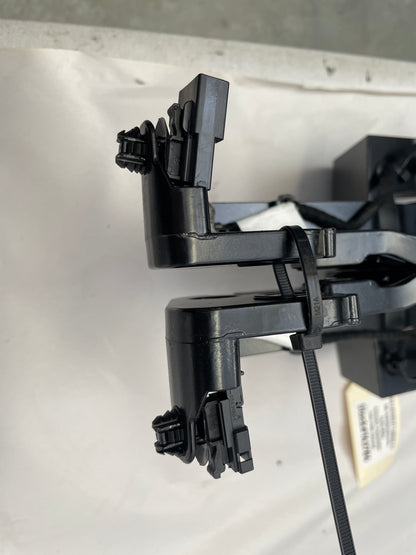 2018 Chevy Camaro ZL1 RH & LH Convertible Vert Top Tonneau Lift Hinges OEM - Day's Parts Yard