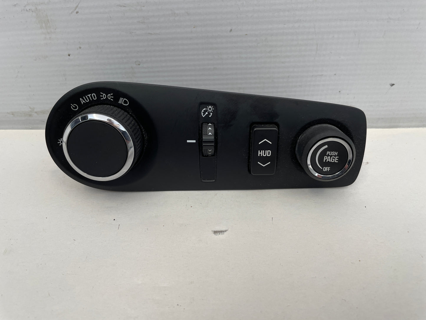 2016 Chevy SS Sedan Head Light Lamp Control Switch  OEM - Day's Parts Yard