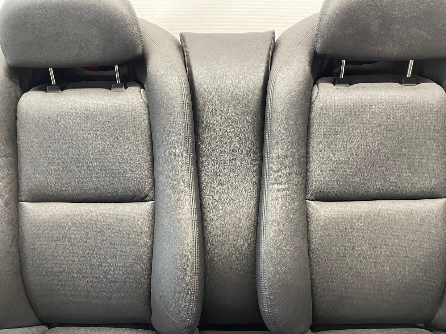 2005 Pontiac GTO Seats Fronts and Rears Black Leather OEM