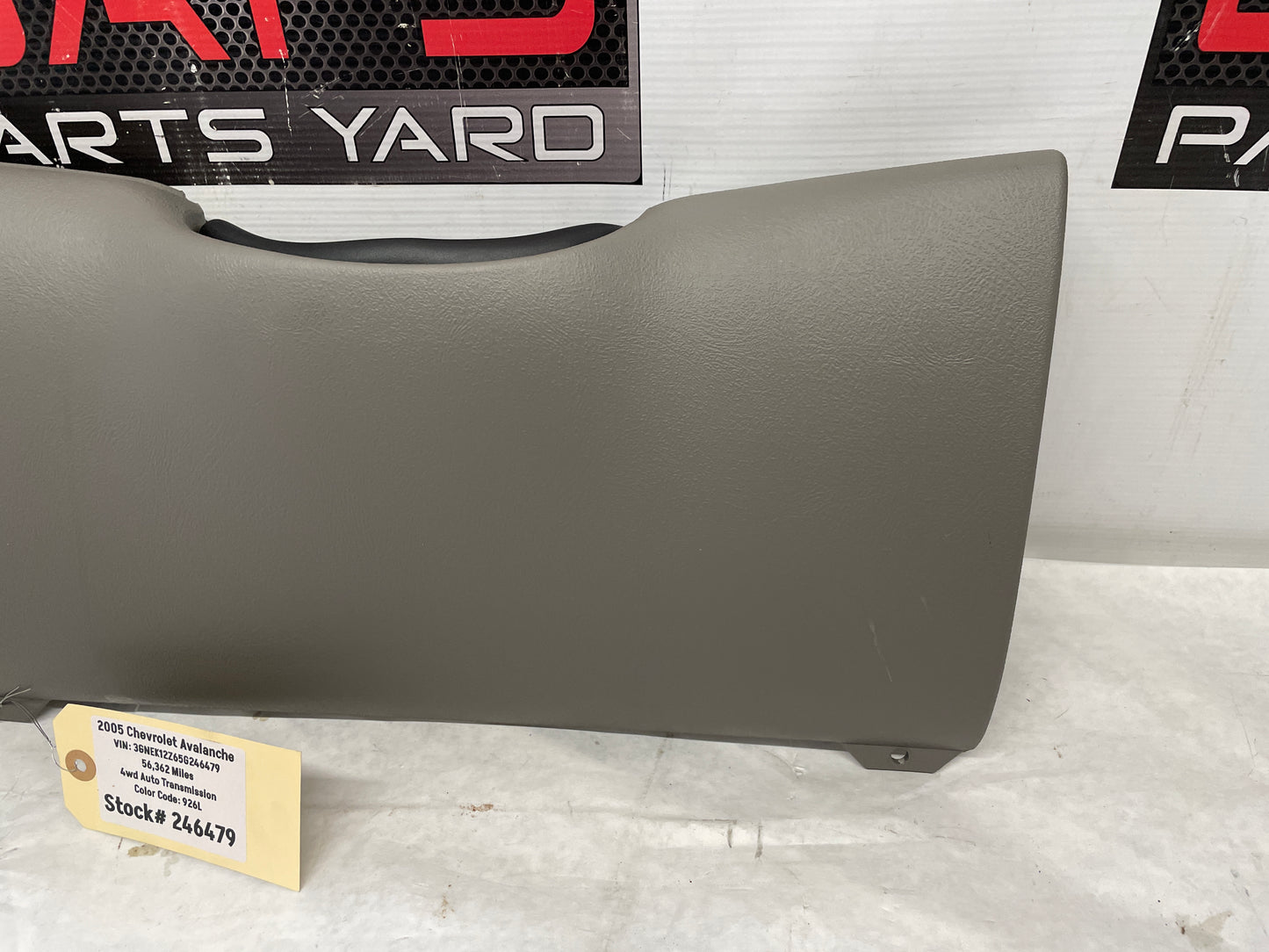 2005 Chevy Avalanche LH Driver Lower Dash Knee Bolster OEM - Day's Parts Yard