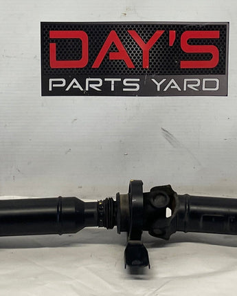 2009 Pontiac G8 GT Driveshaft Drive Shaft OEM