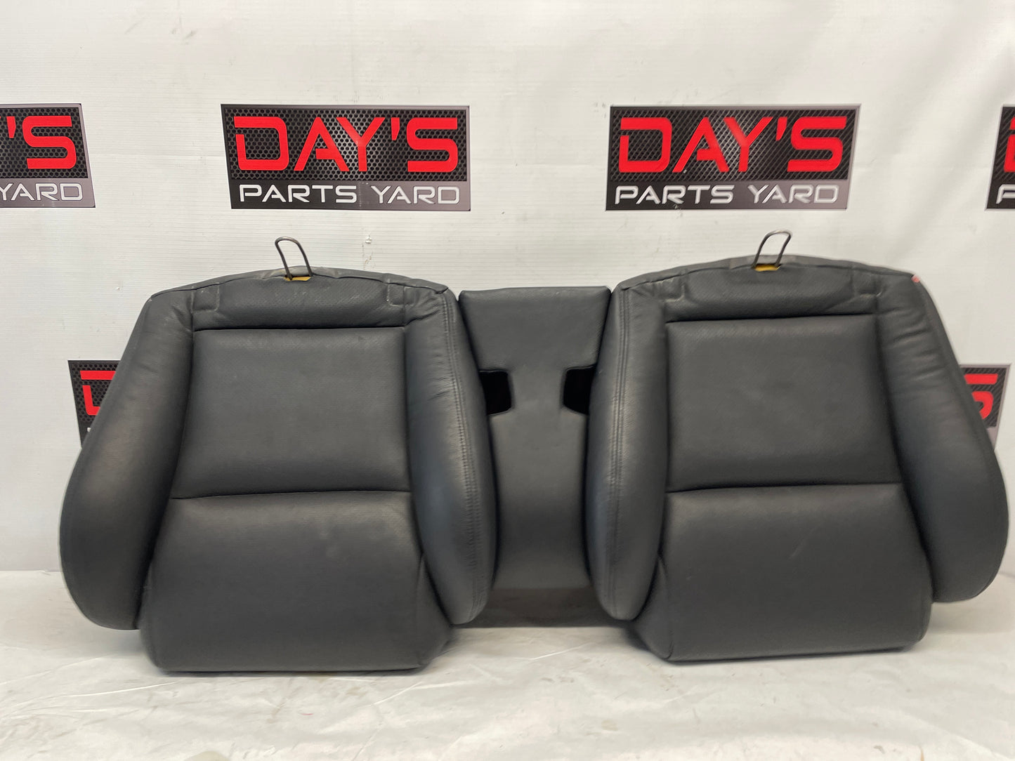 2005 Pontiac GTO Seats Fronts and Rears Black Leather OEM