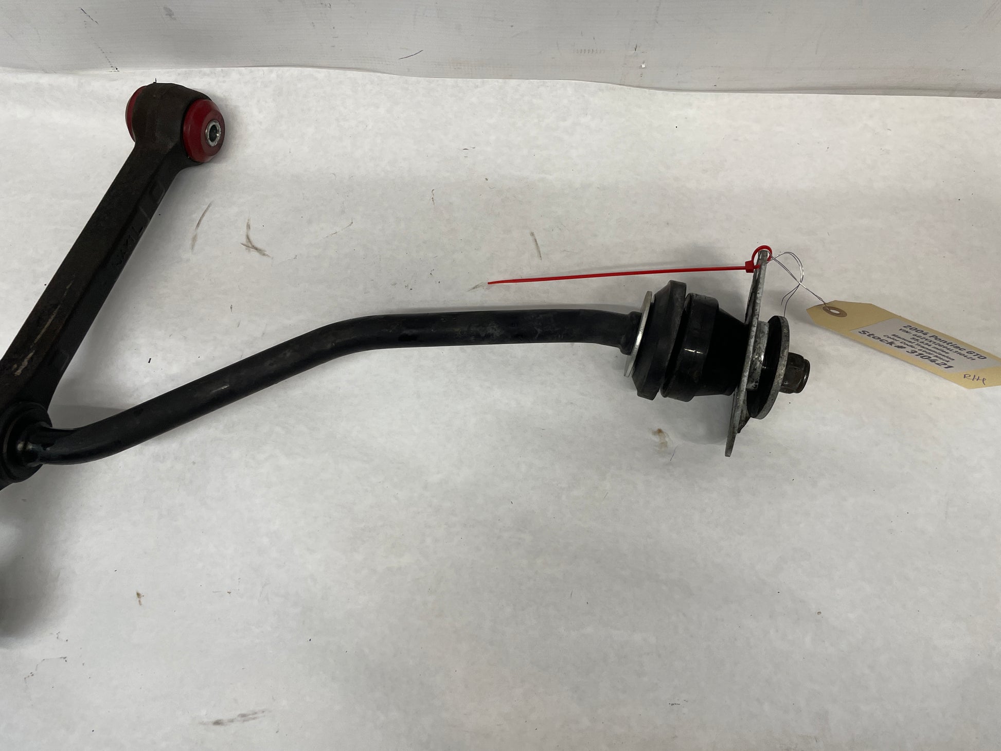 2004 Pontiac GTO RH Passenger Front Suspension Lower Control Arm Radius Rod OEM - Day's Parts Yard
