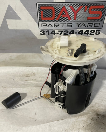 2014 Cadillac CTS-V Coupe Fuel Pump Assembly OEM