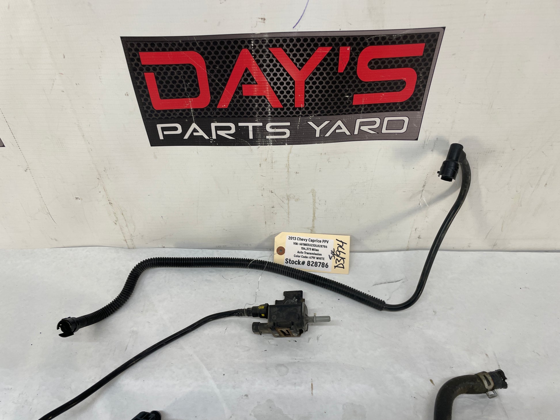 2013 Chevy Caprice PPV Intake EVAP Purge Solenoid Vacuum Hoses Lines Tubes OEM - Day's Parts Yard