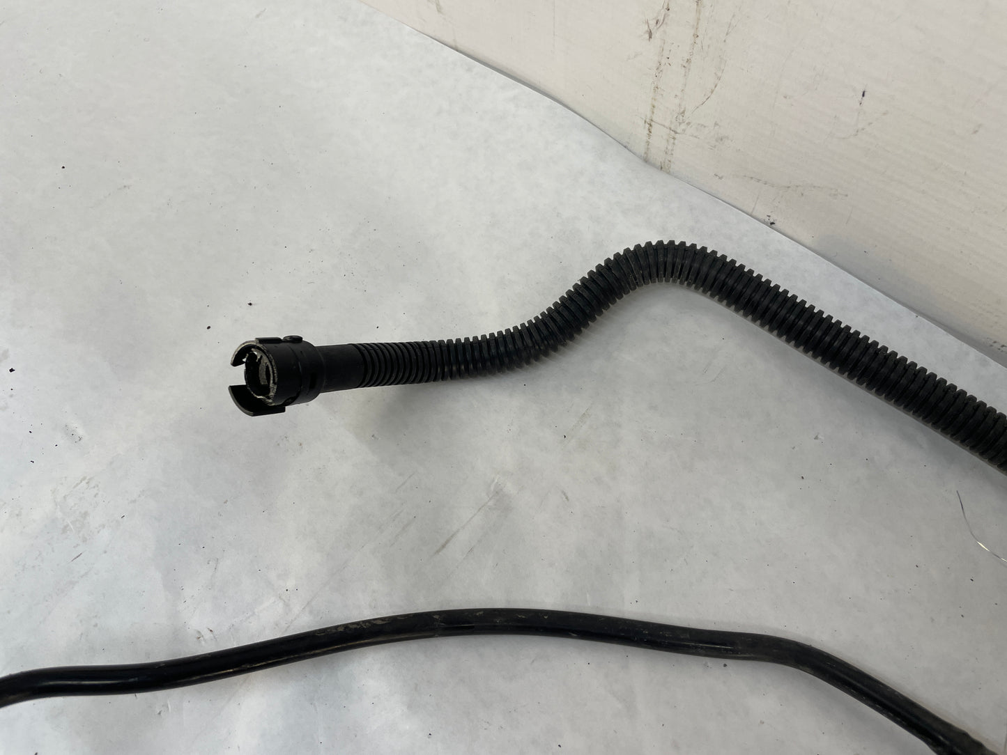 2013 Chevy Caprice PPV Intake EVAP Purge Solenoid Vacuum Hoses Lines Tubes OEM - Day's Parts Yard