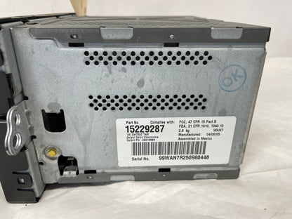 2005 Chevy Avalanche AM FM Radio Receiver Navigation CD Player OEM - Day's Parts Yard