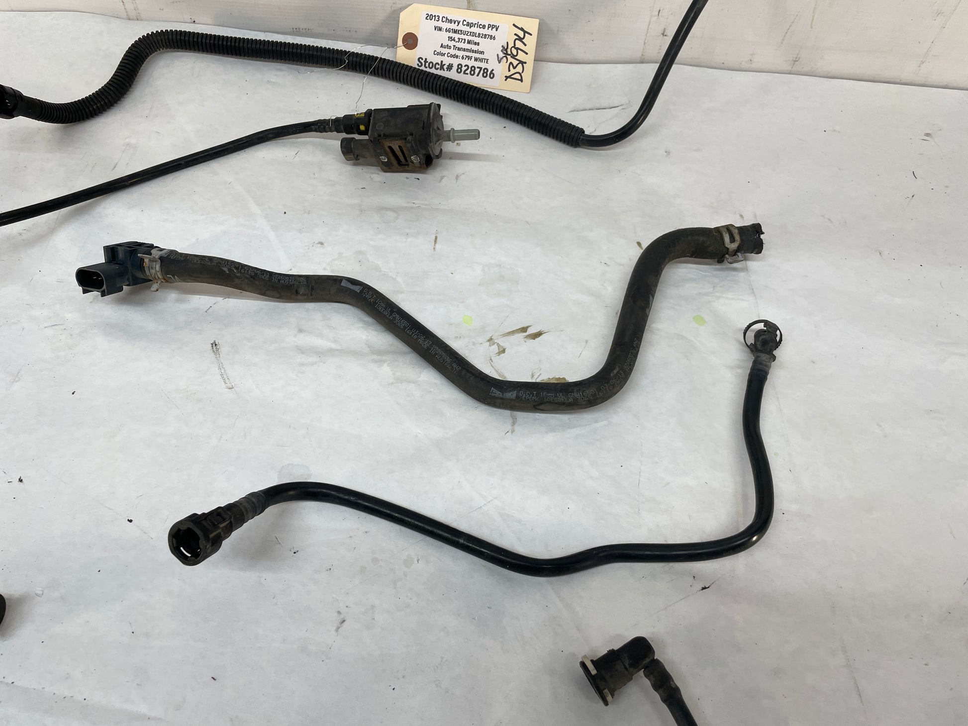 2013 Chevy Caprice PPV Intake EVAP Purge Solenoid Vacuum Hoses Lines Tubes OEM - Day's Parts Yard