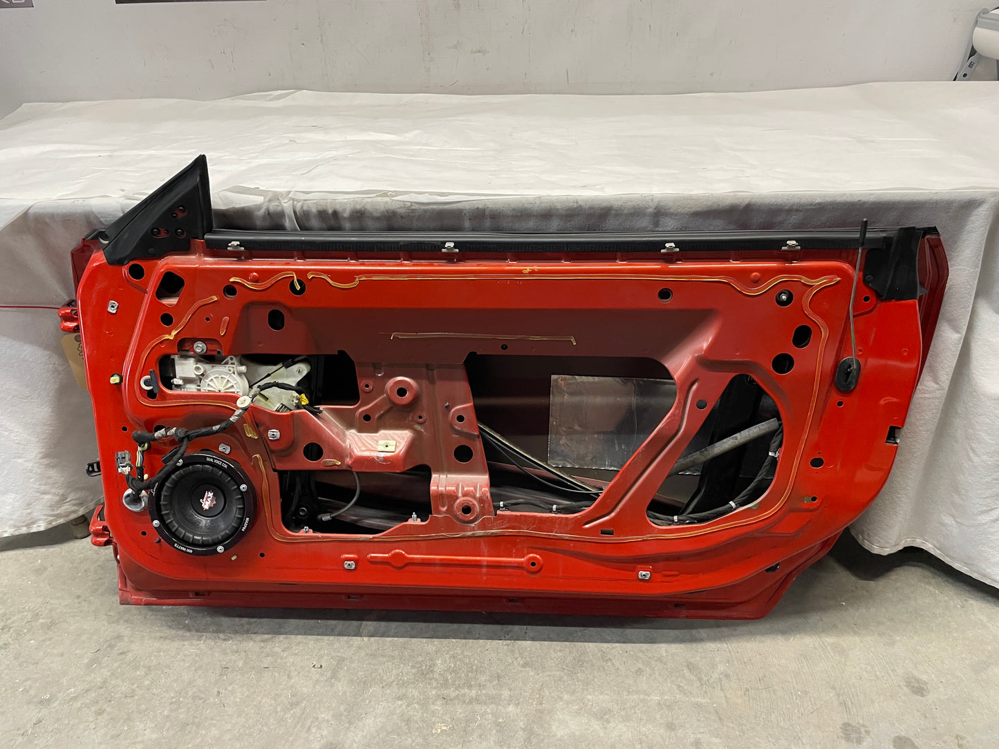 2010 Chevy Camaro SS RH Passenger Front Exterior Door OEM - Day's Parts Yard