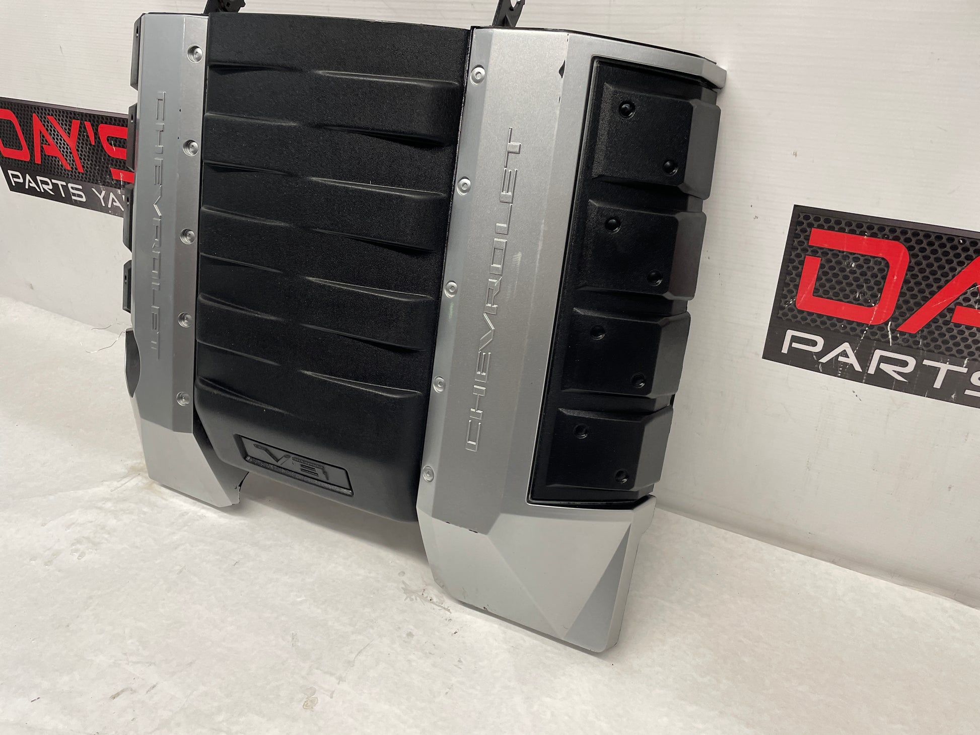 2015 Chevy Camaro SS Engine Motor V8 Cover - Day's Parts Yard