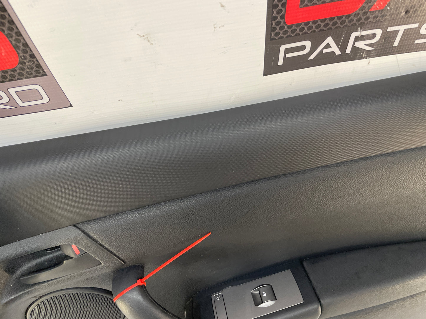 2013 Chevy Caprice PPV RH Passenger Front Interior Door Panel OEM - Day's Parts Yard