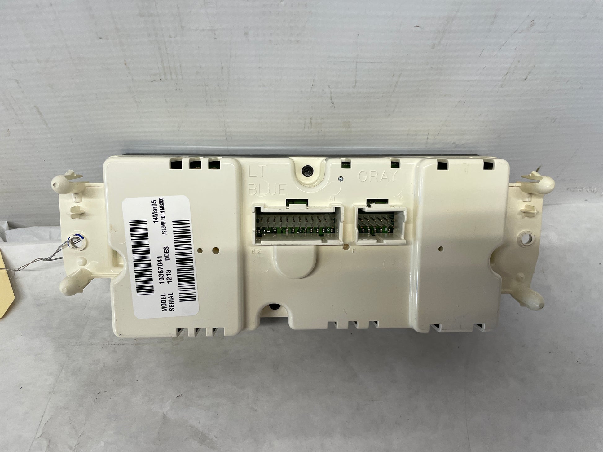 2005 Chevy Avalanche HVAC Climate Control Dash Unit OEM - Day's Parts Yard