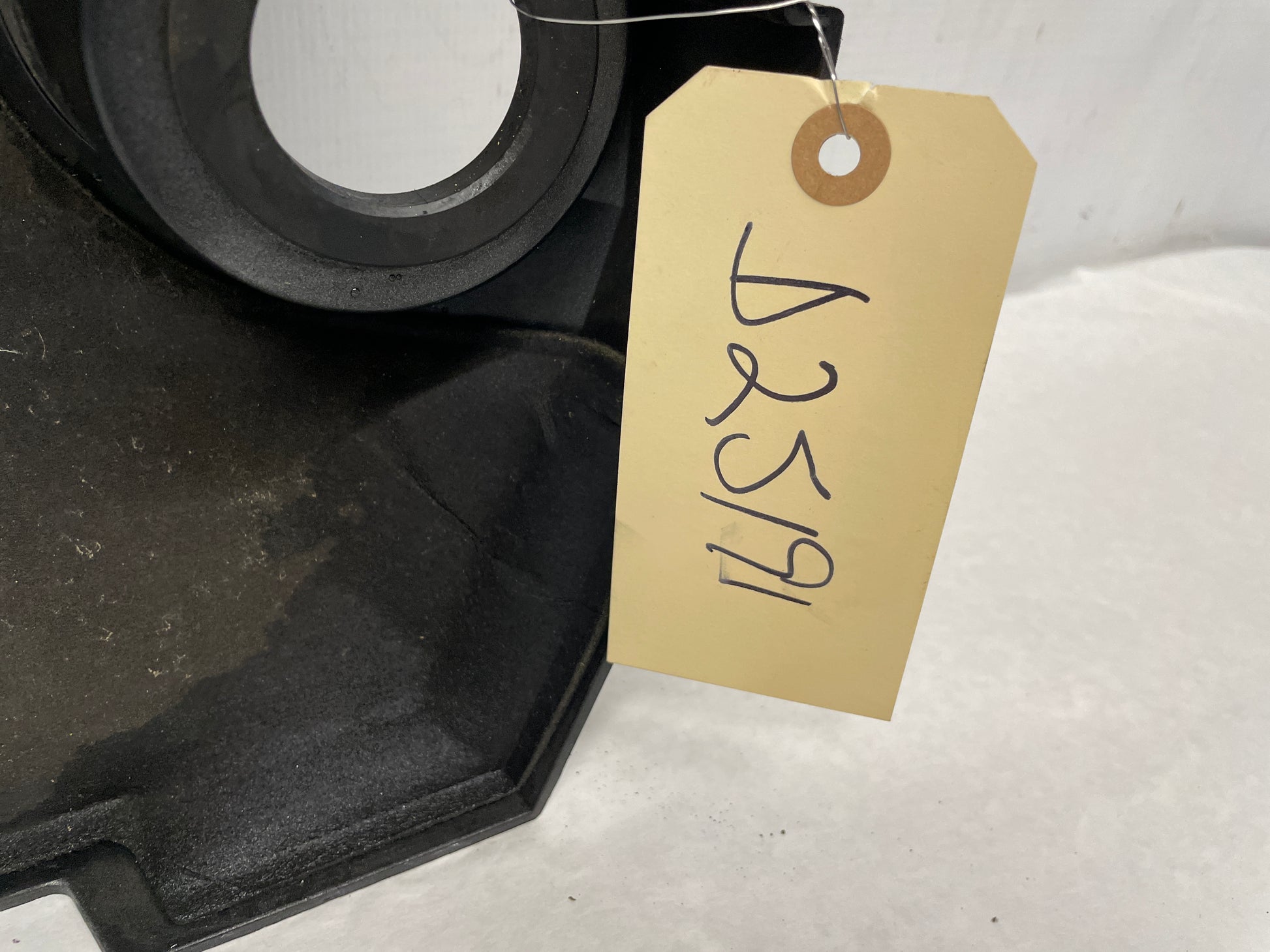 2015 Chevy Camaro SS Engine Motor V8 Cover - Day's Parts Yard