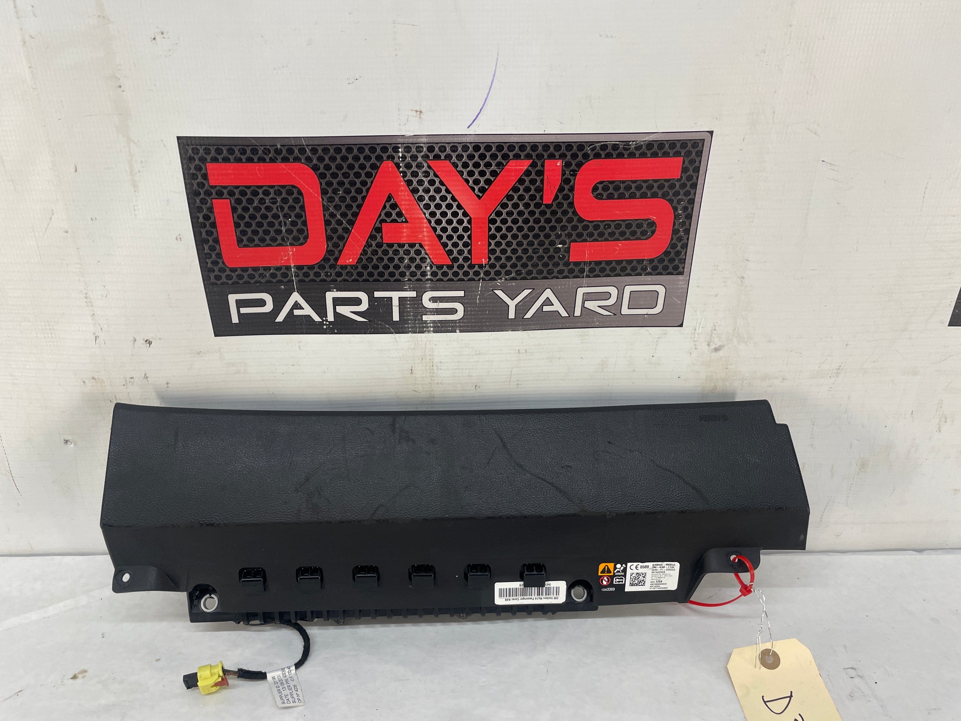 2014 Chevy SS Sedan RH Passenger Lower Dash Knee Airbag Bag OEM - Day's Parts Yard