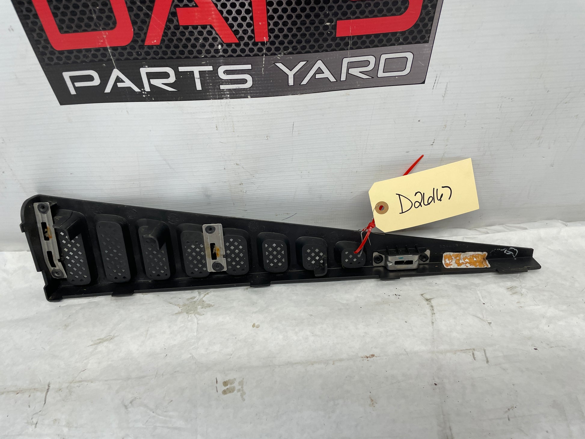 2005 Chevy Avalanche RH Passenger Rear Water Drain Deflector OEM - Day's Parts Yard
