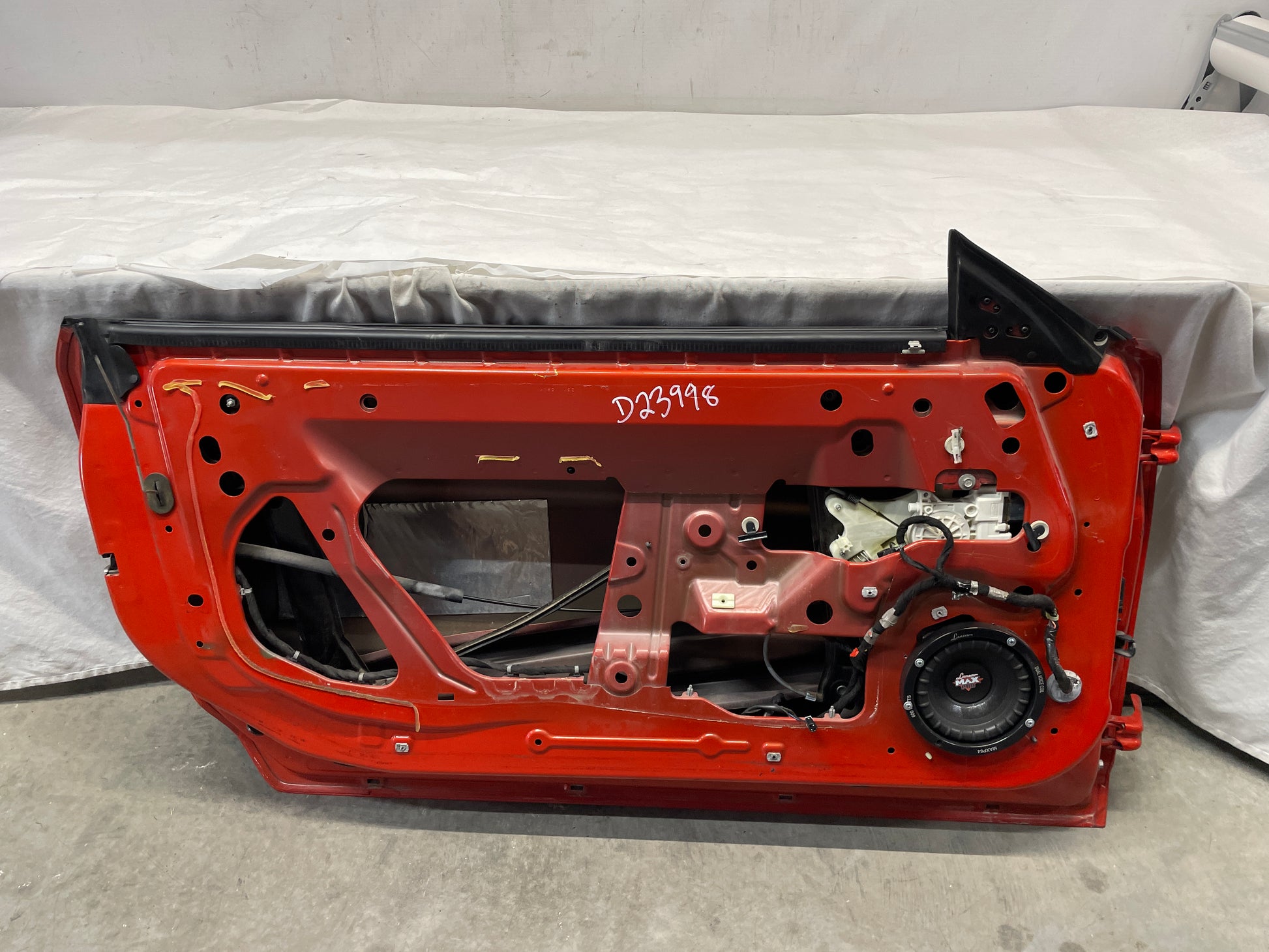 2010 Chevy Camaro SS LH Driver Front Exterior Door OEM - Day's Parts Yard