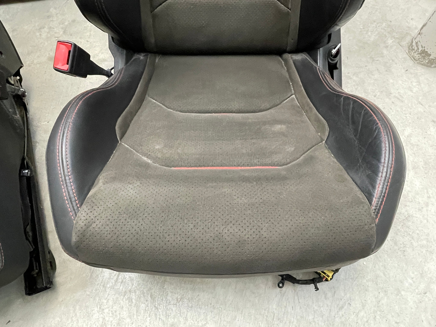 2018 Chevy Camaro ZL1 Conver Recaro Seats Leather Suede Alcantara OEM
