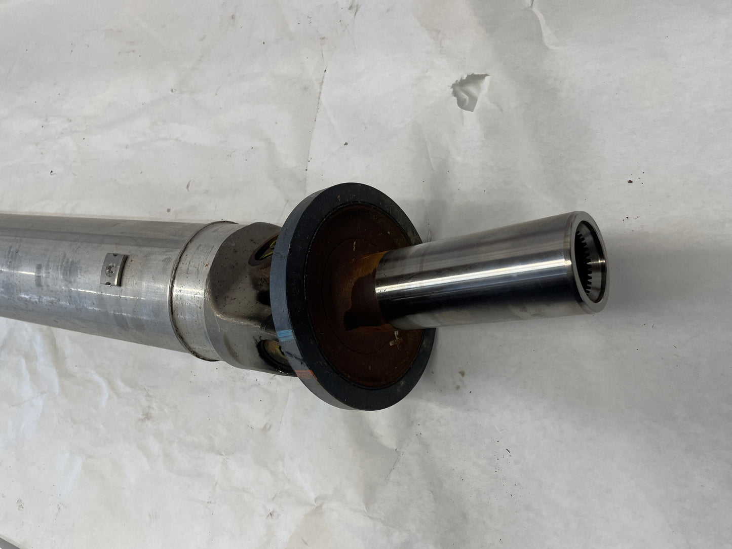 2022 GMC Sierra C2500 Rear Drive Prop Shaft Driveshaft OEM - Day's Parts Yard