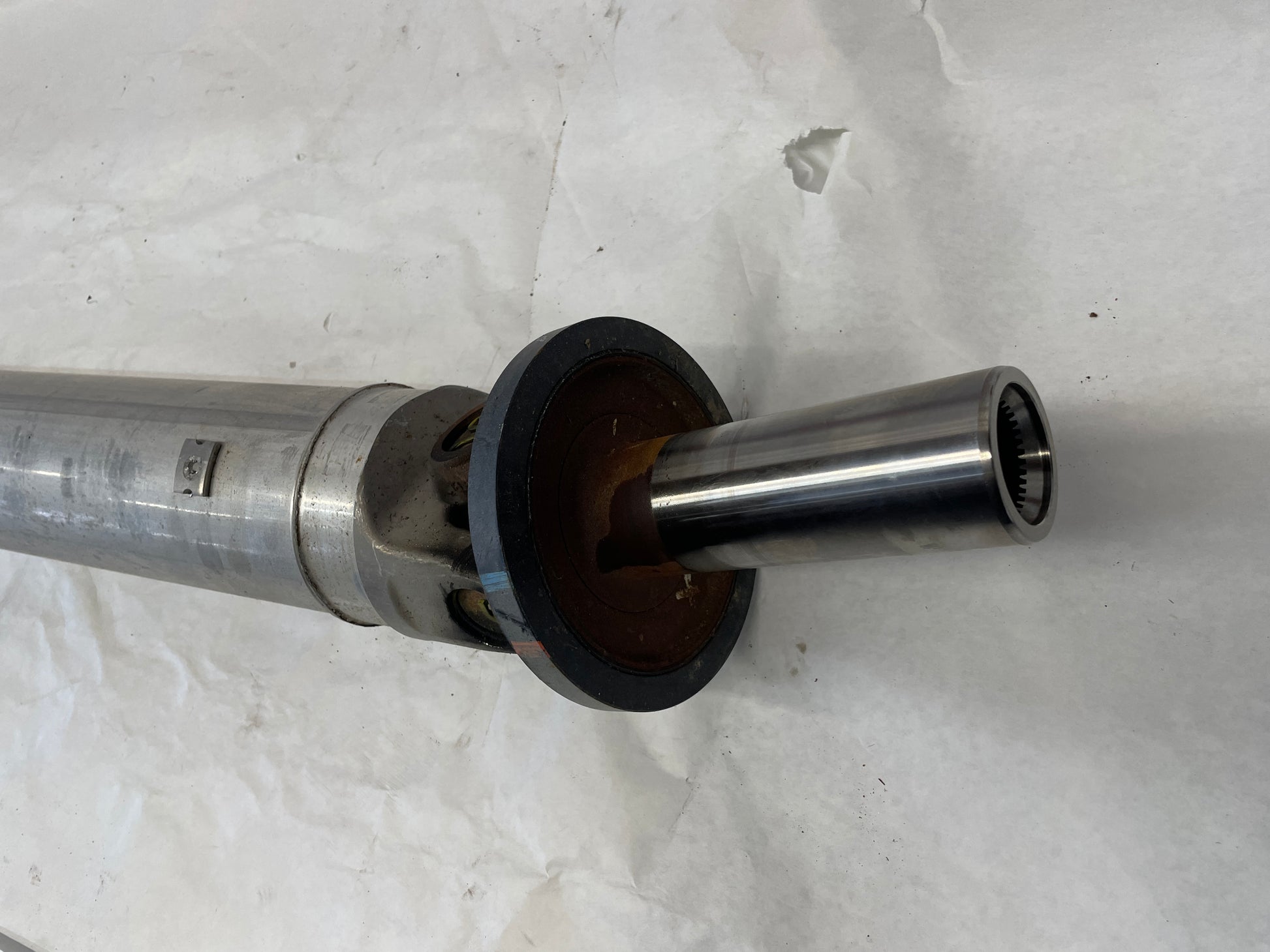 2022 GMC Sierra C2500 Rear Drive Prop Shaft Driveshaft OEM - Day's Parts Yard