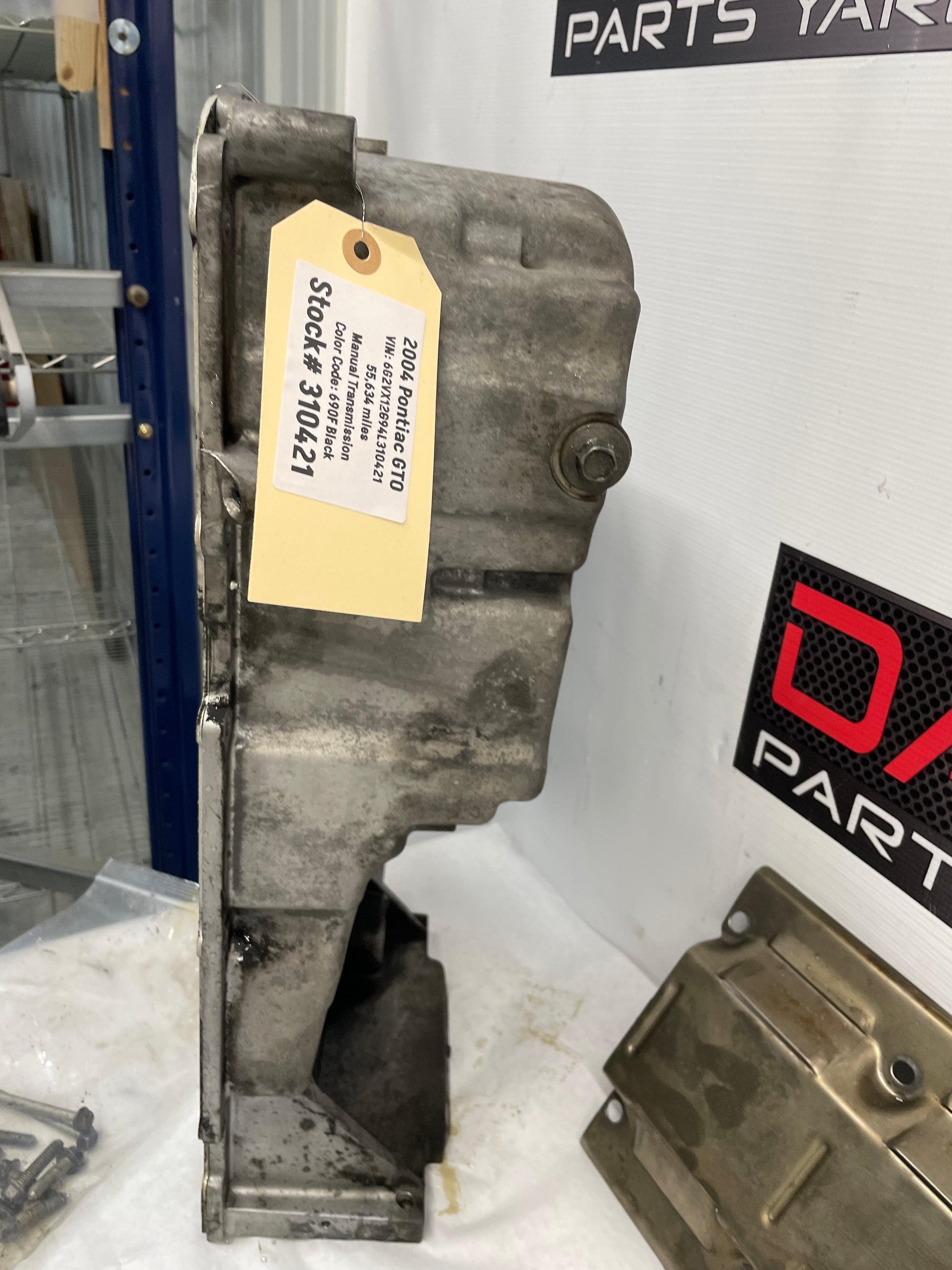 2004 Pontiac GTO Complete Oil Pan Assembly Pick Up Tube Windage Tray Dip Stick OEM - Day's Parts Yard