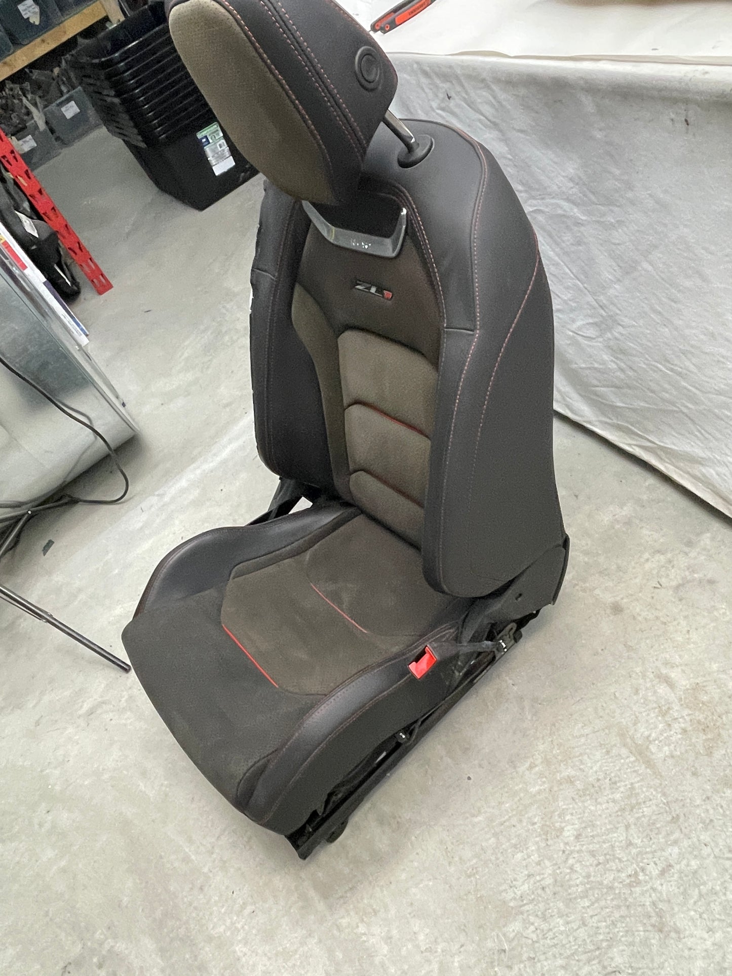 2018 Chevy Camaro ZL1 Conver Recaro Seats Leather Suede Alcantara OEM