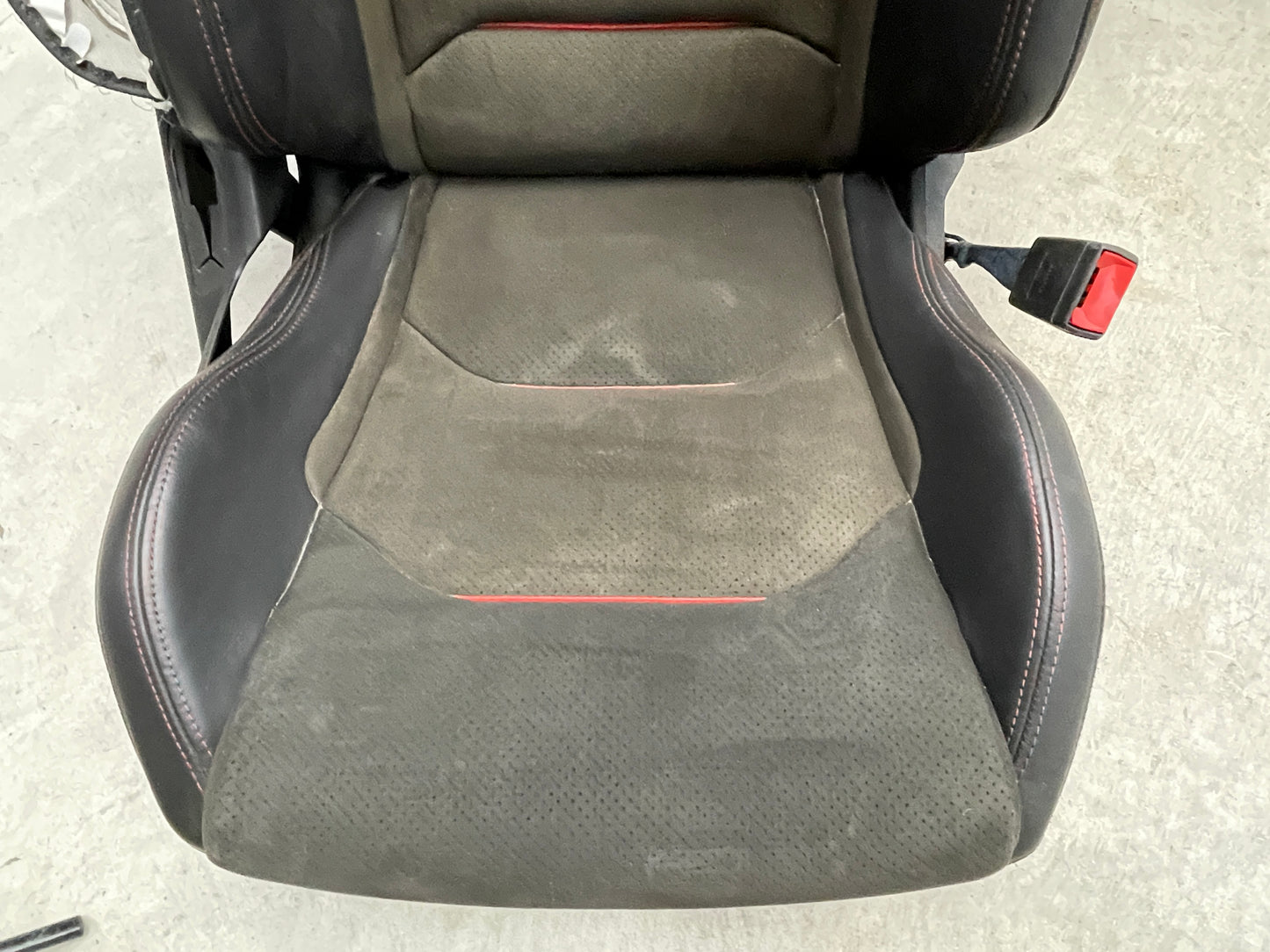 2018 Chevy Camaro ZL1 Conver Recaro Seats Leather Suede Alcantara OEM