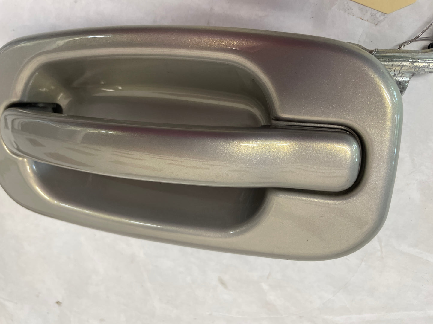 2005 Chevy Avalanche Front & Rear Exterior Door Handles OEM - Day's Parts Yard