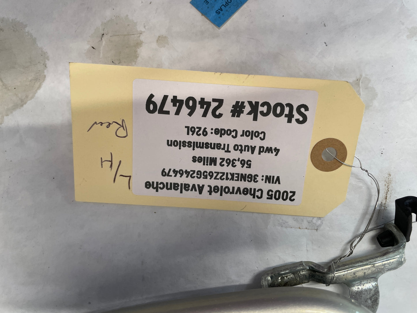 2005 Chevy Avalanche Front & Rear Exterior Door Handles OEM - Day's Parts Yard