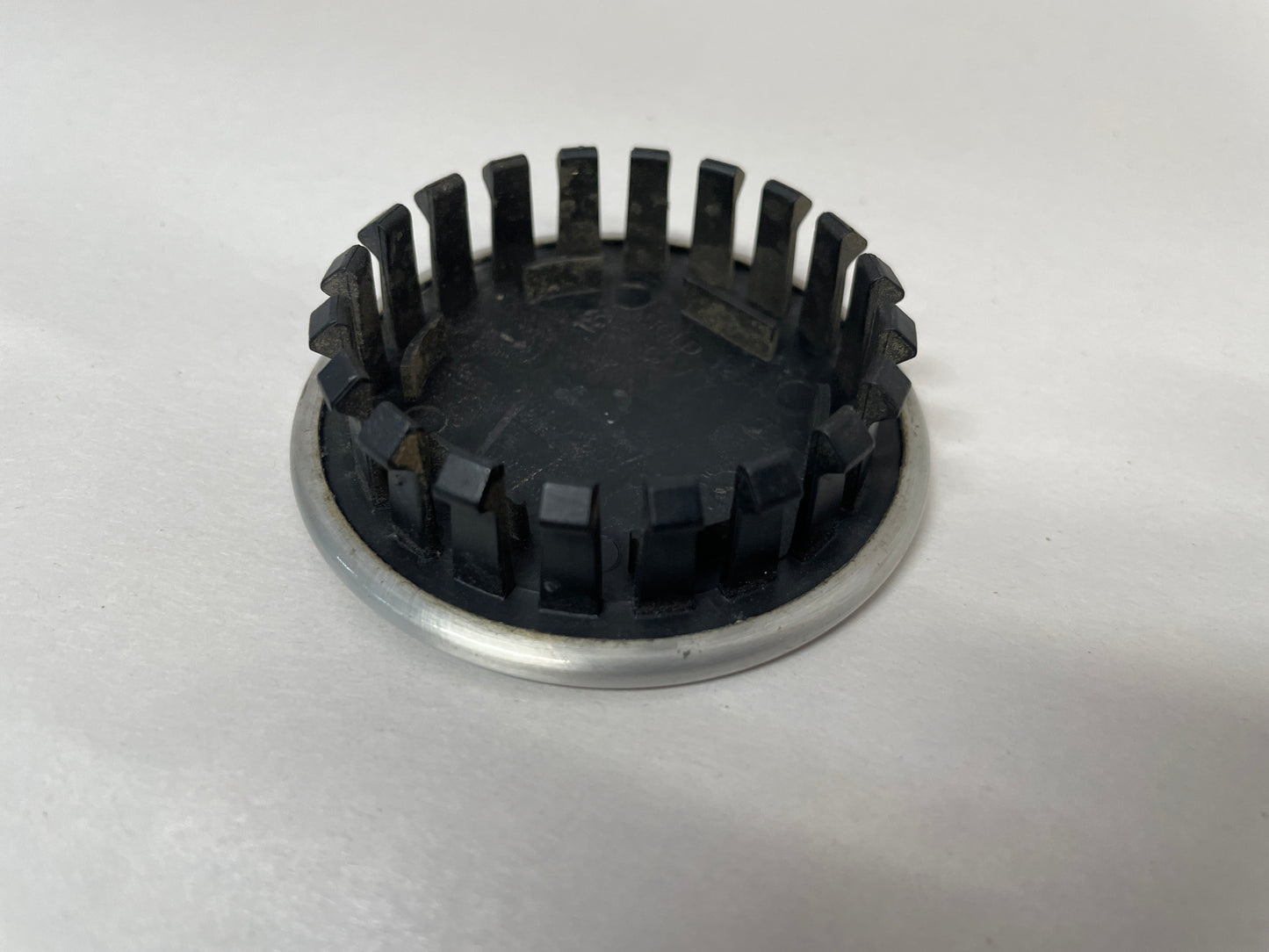 2014 Chevy SS Sedan Wheel Center Cap OEM - Day's Parts Yard