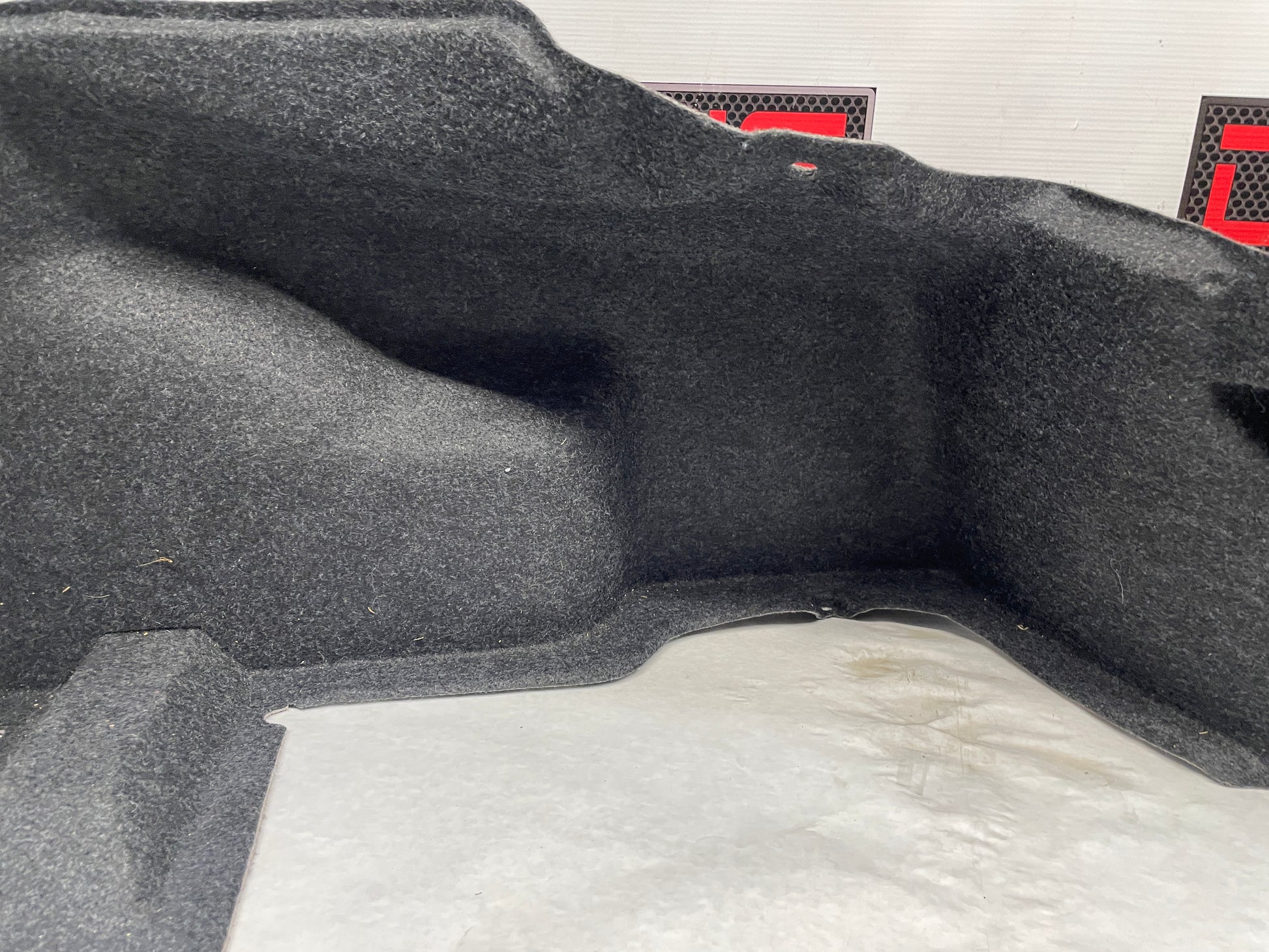 2015 Chevy Camaro SS RH & LH Quarter Panel Trunk Felt Carpet Liner OEM - Day's Parts Yard