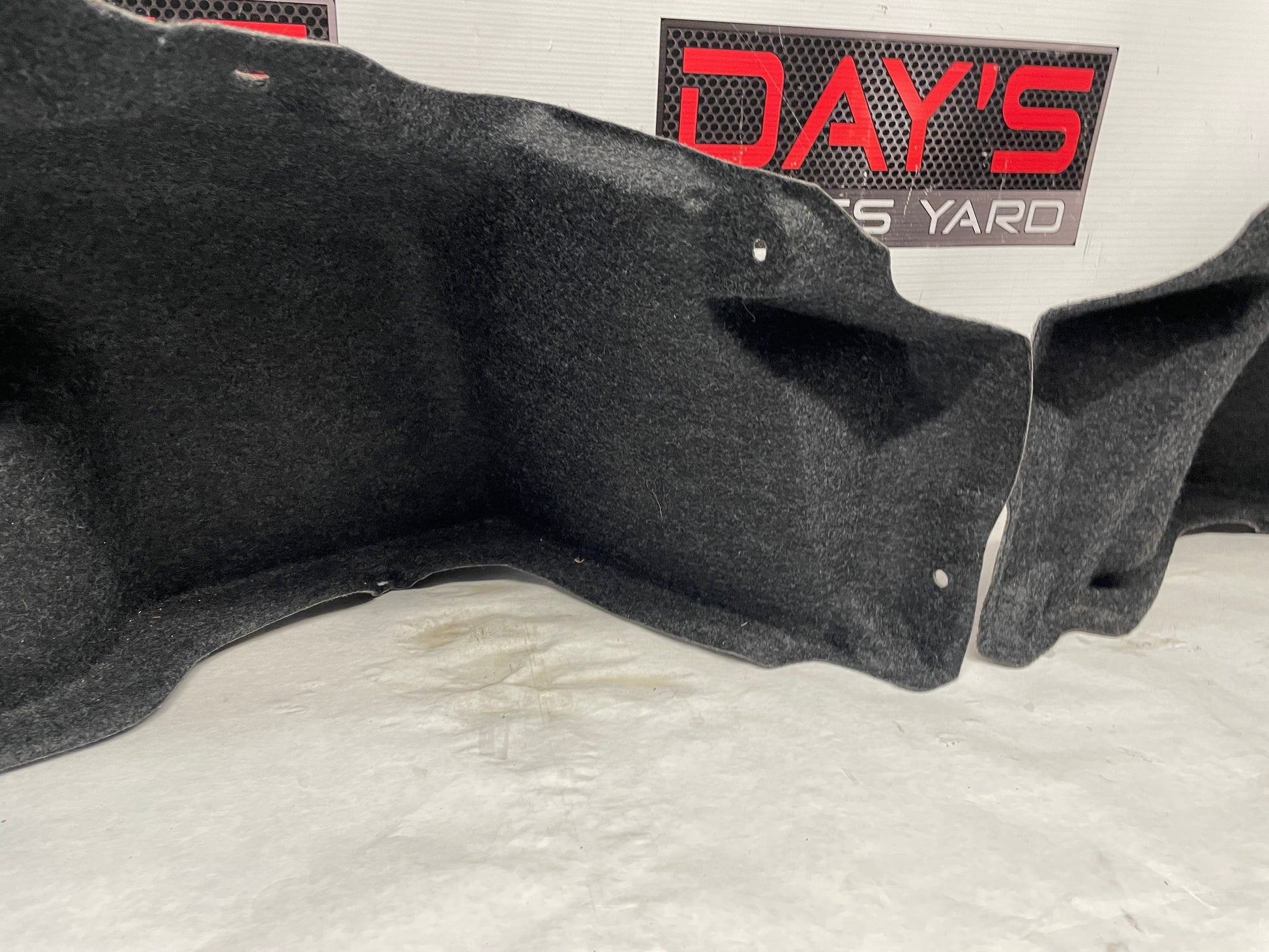 2015 Chevy Camaro SS RH & LH Quarter Panel Trunk Felt Carpet Liner OEM - Day's Parts Yard