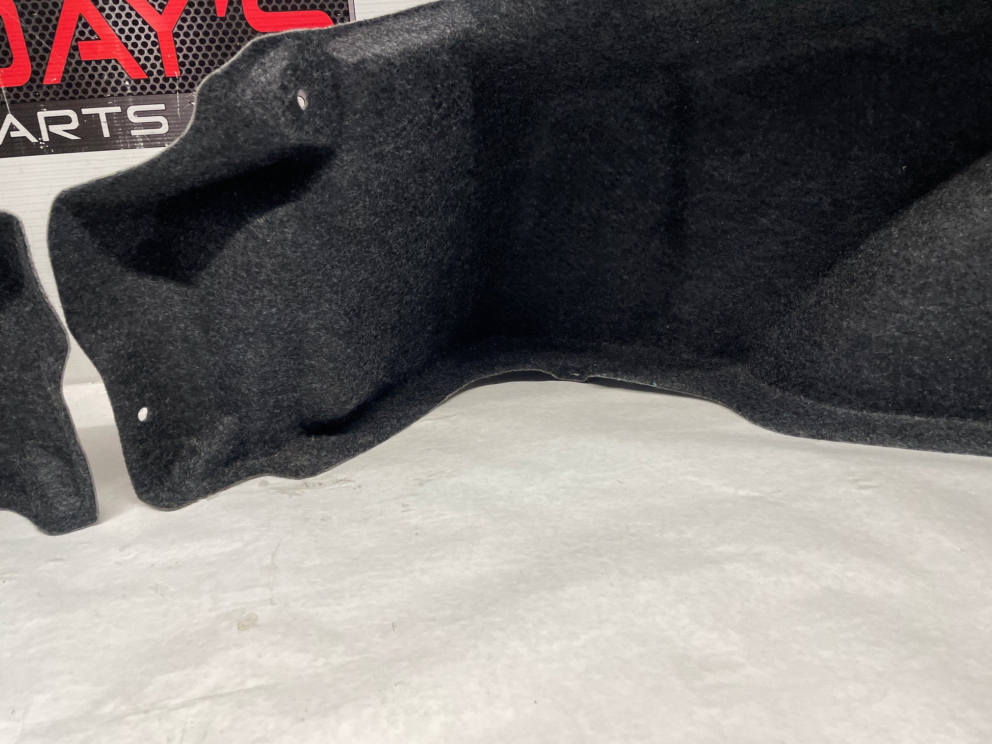 2015 Chevy Camaro SS RH & LH Quarter Panel Trunk Felt Carpet Liner OEM - Day's Parts Yard