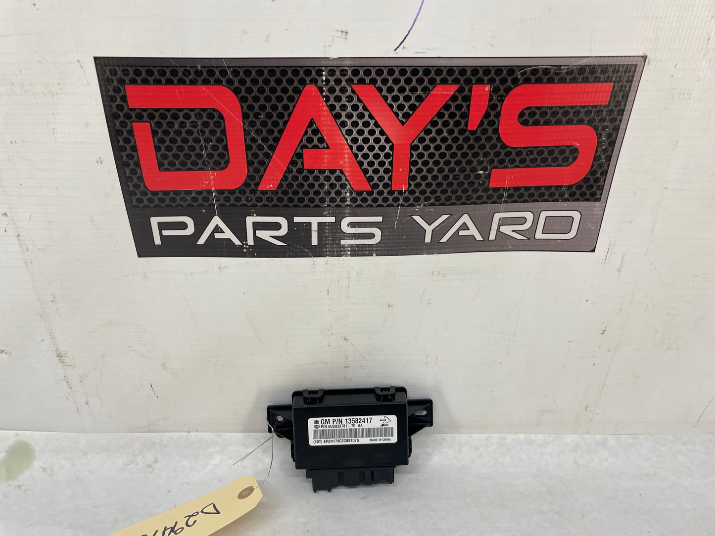 2013 Chevy Camaro ZL1 LH Driver Front Heated Seat Control Module OEM - Day's Parts Yard