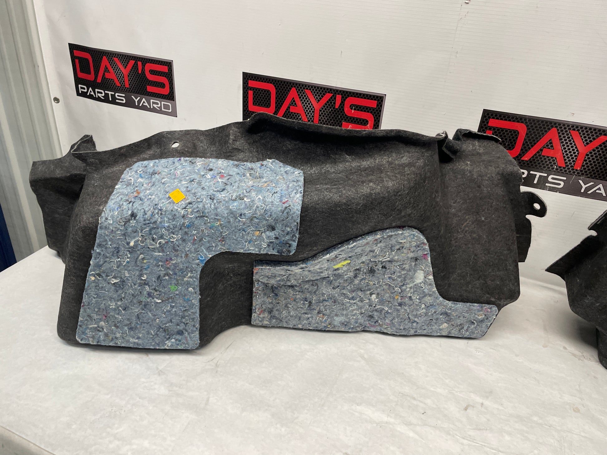 2015 Chevy Camaro SS RH & LH Quarter Panel Trunk Felt Carpet Liner OEM - Day's Parts Yard