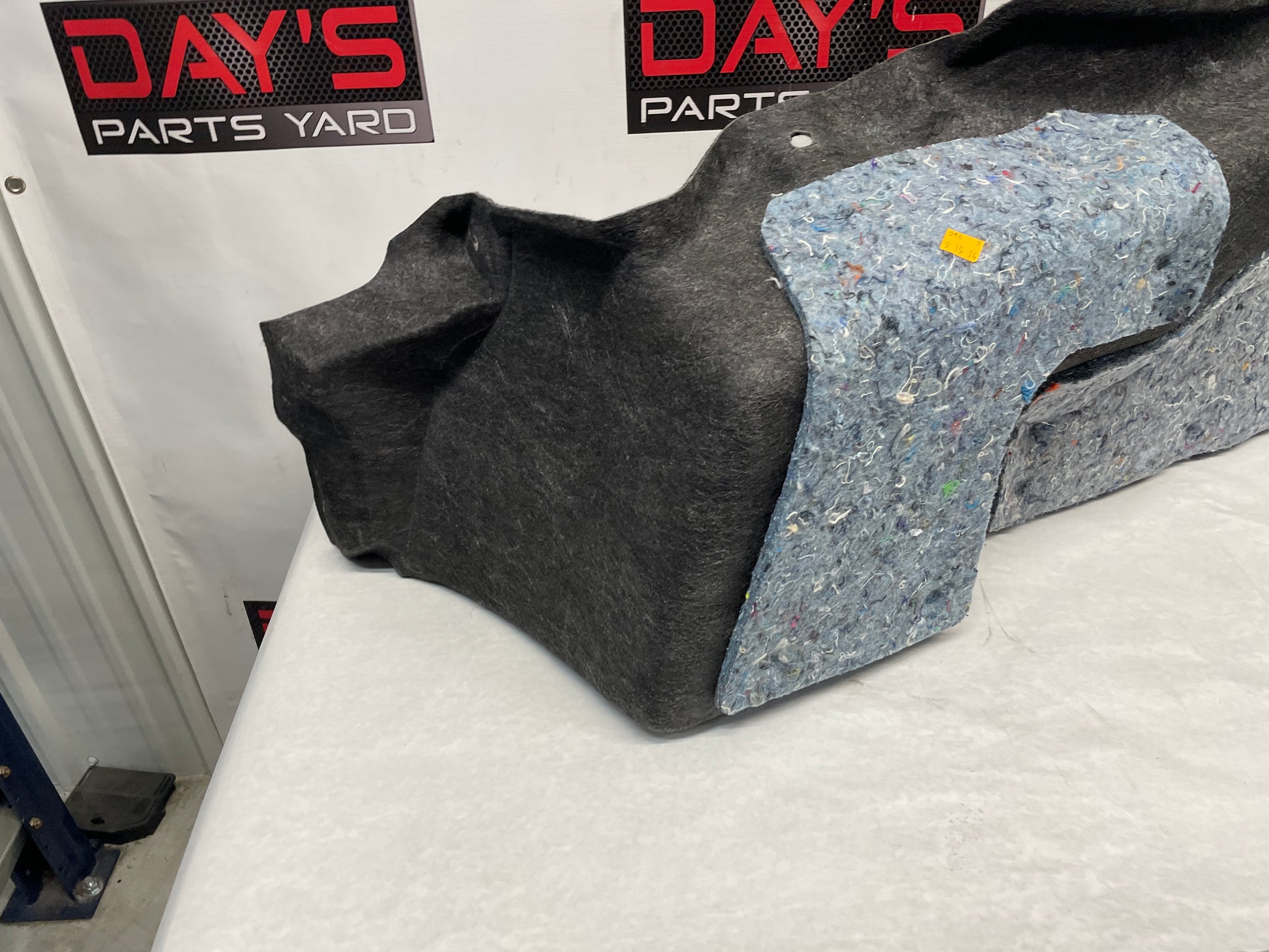2015 Chevy Camaro SS RH & LH Quarter Panel Trunk Felt Carpet Liner OEM - Day's Parts Yard