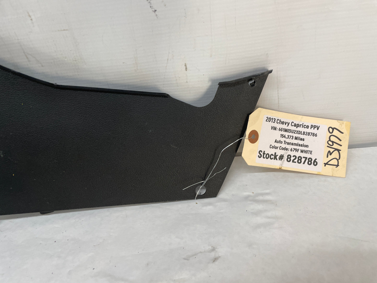 2013 Chevy Caprice PPV RH Passenger Dash Center Console Lower Extension Side Trim OEM - Day's Parts Yard