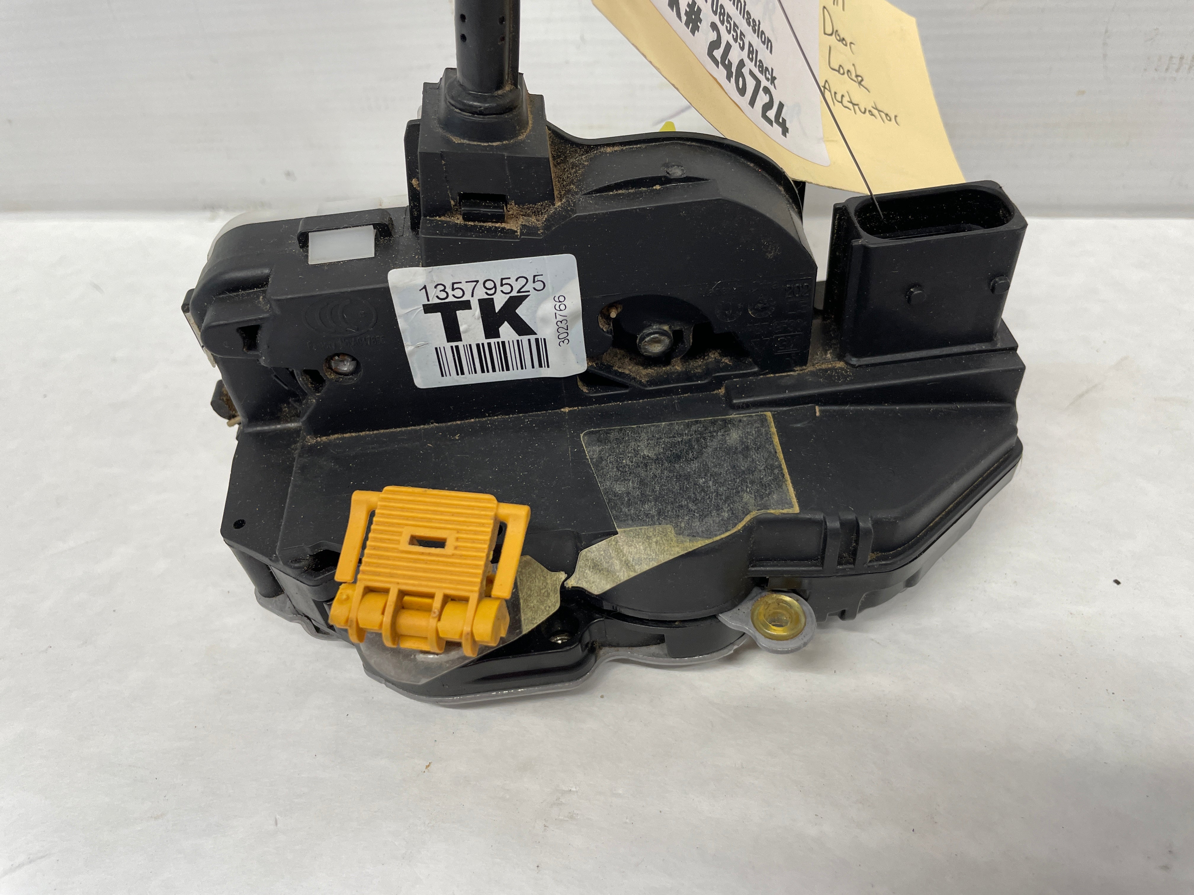 バカヤロー461 2015 Chevy Camaro SS LH Driver Door Lock Latch Actuator OEM