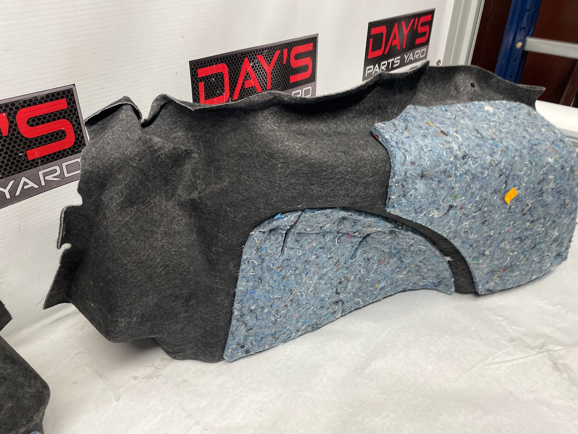 2015 Chevy Camaro SS RH & LH Quarter Panel Trunk Felt Carpet Liner OEM - Day's Parts Yard