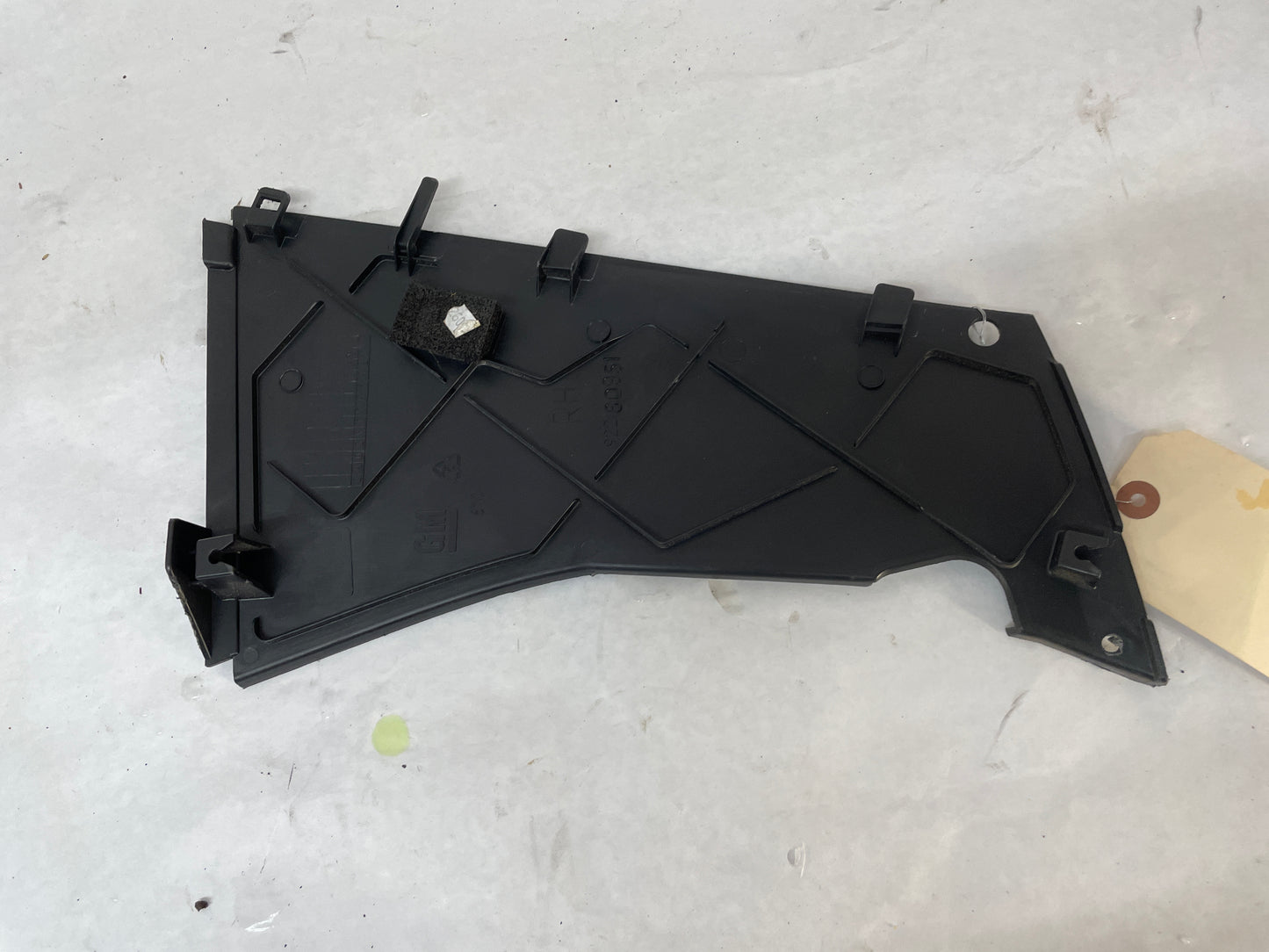 2013 Chevy Caprice PPV RH Passenger Dash Center Console Lower Extension Side Trim OEM - Day's Parts Yard