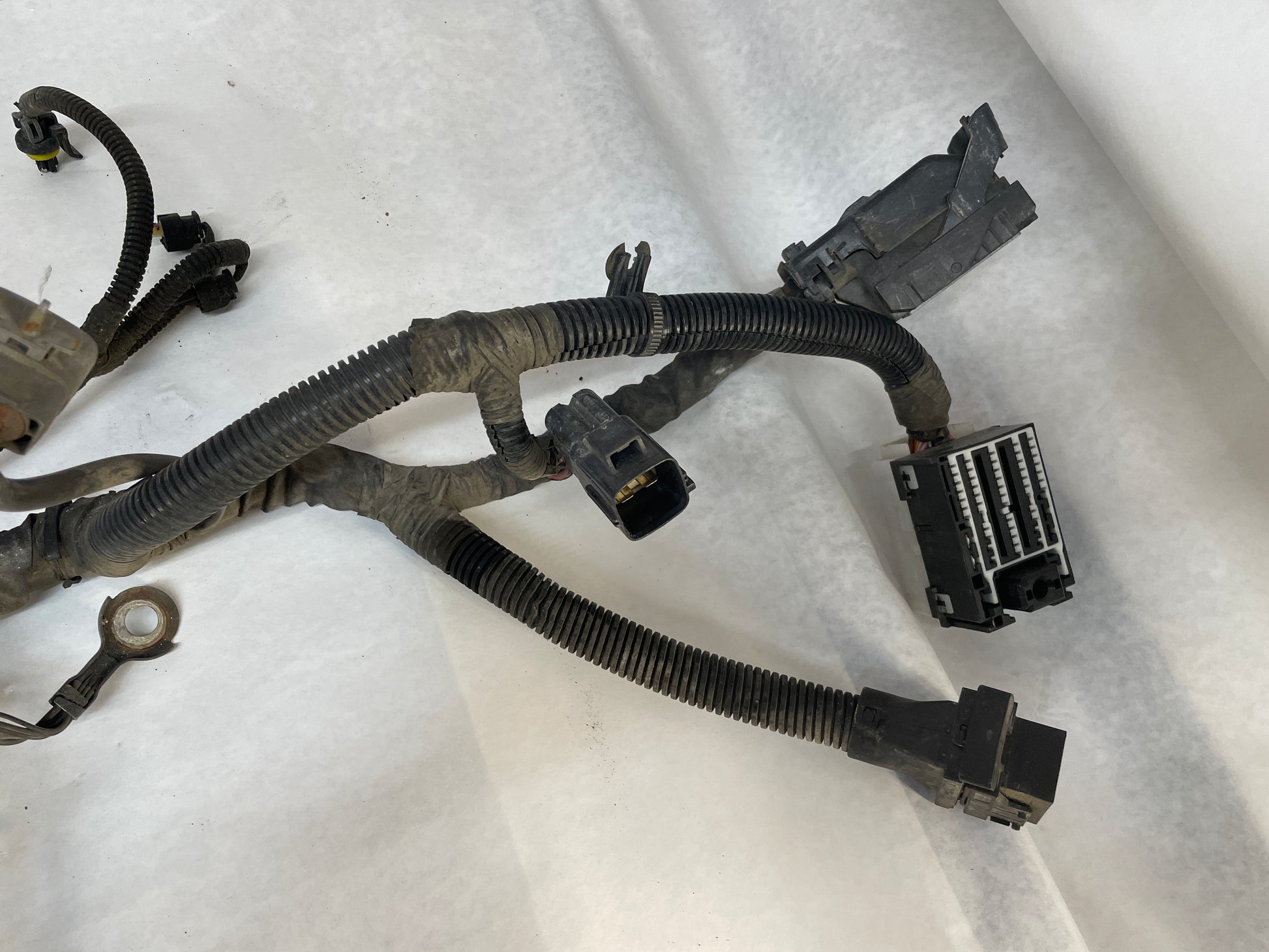 2013 Chevy Caprice PPV Engine Automatic Transmission Wire Wiring Harness OEM - Day's Parts Yard